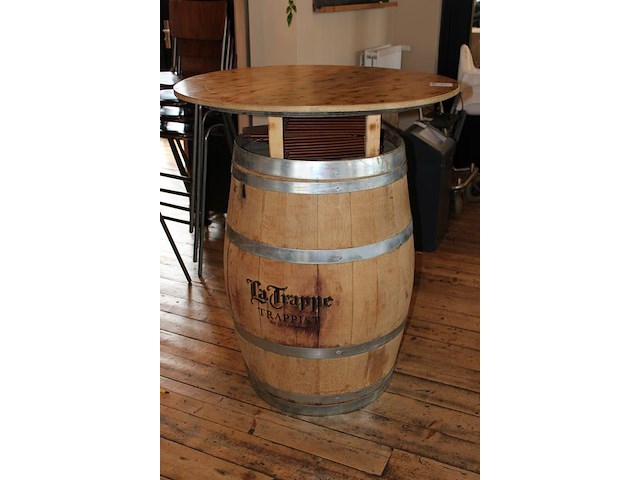 Bar tafel la trappe met doorsnede 92 cm en hoogte 113 cm. - afbeelding 2 van  2