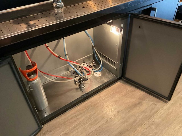 Bar - afbeelding 2 van  11