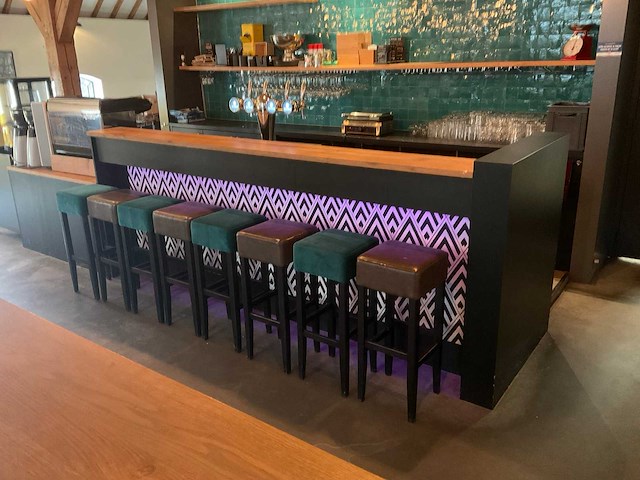 Bar - afbeelding 20 van  22