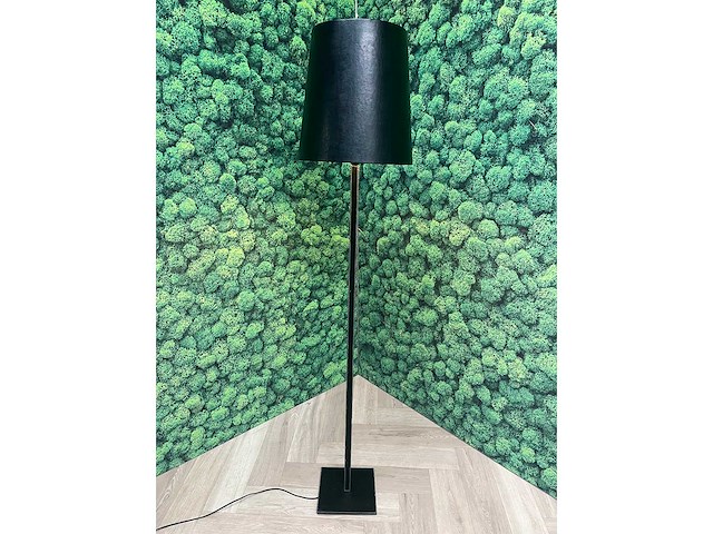 Barbara balami - zwarte, kunstleren vloerlamp - afbeelding 4 van  11