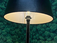Barbara balami - zwarte, kunstleren vloerlamp - afbeelding 7 van  10