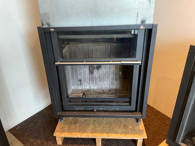 Barbas escamo inbouw houthaard met liftdeur - afbeelding 4 van  6