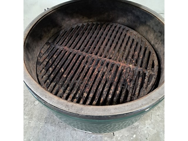 Barbecue, big green egg - afbeelding 4 van  8