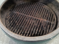 Barbecue, big green egg - afbeelding 4 van  8