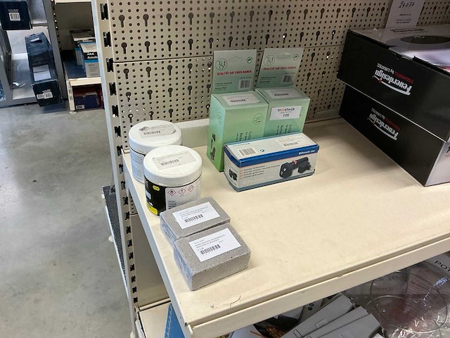 Barbecue onderdelen en reiniger - afbeelding 1 van  4