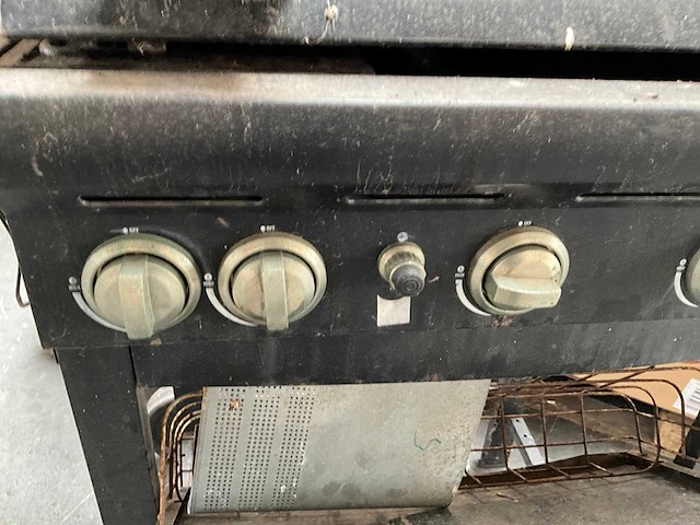 Barbecue - afbeelding 6 van  7