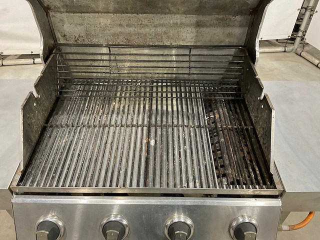 Barbecue - afbeelding 4 van  8