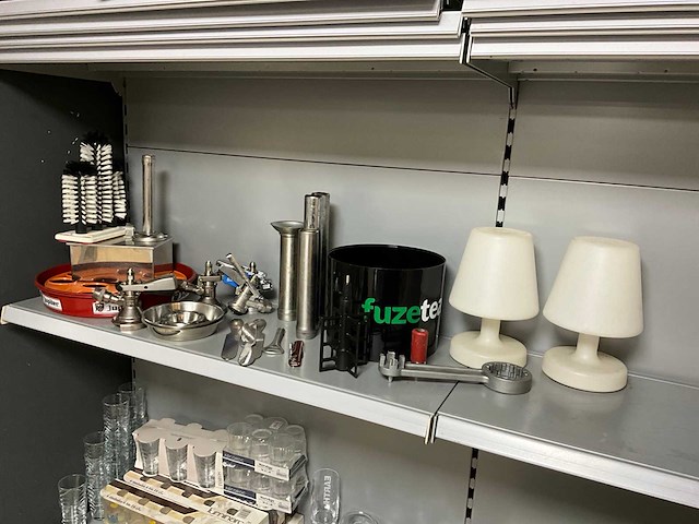 Barbenodigdheden - afbeelding 1 van  6