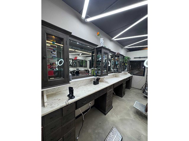 Barber furniture - hardhout met marmer - haarverzorging - afbeelding 13 van  17