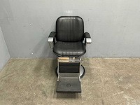 Barber pub - barber chair - afbeelding 6 van  13