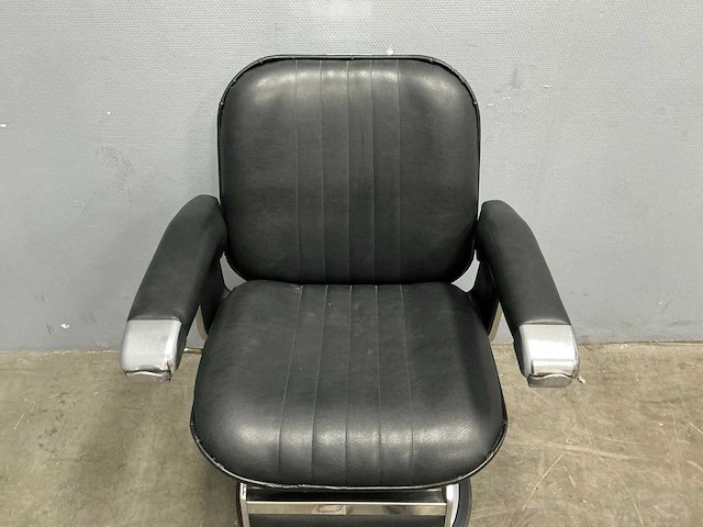 Barber pub barber chair - afbeelding 10 van  14