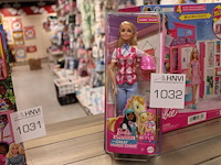 Barbie malibu. - afbeelding 1 van  2