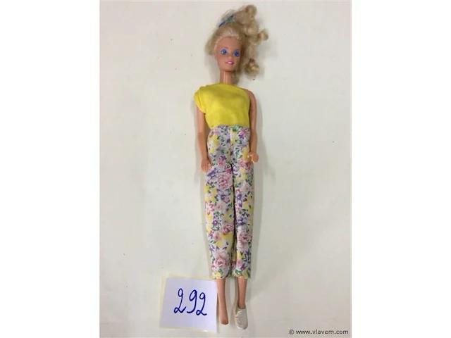 Barbie - afbeelding 1 van  2