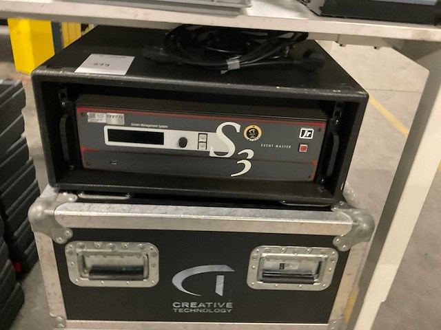 Barco event master video processor - afbeelding 5 van  6