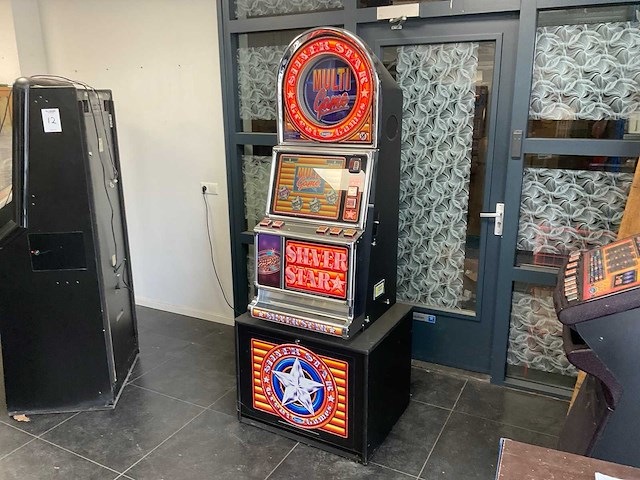 Barcrest silver star multi game speelautomaat - afbeelding 1 van  8
