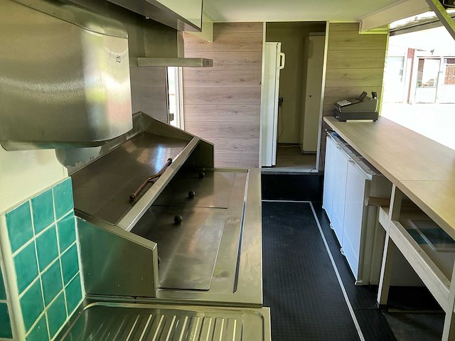 Barents verkoopwagen / foodtruck - afbeelding 11 van  30
