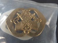 Baretembleem van de regiment intendancetroepen - afbeelding 1 van  5