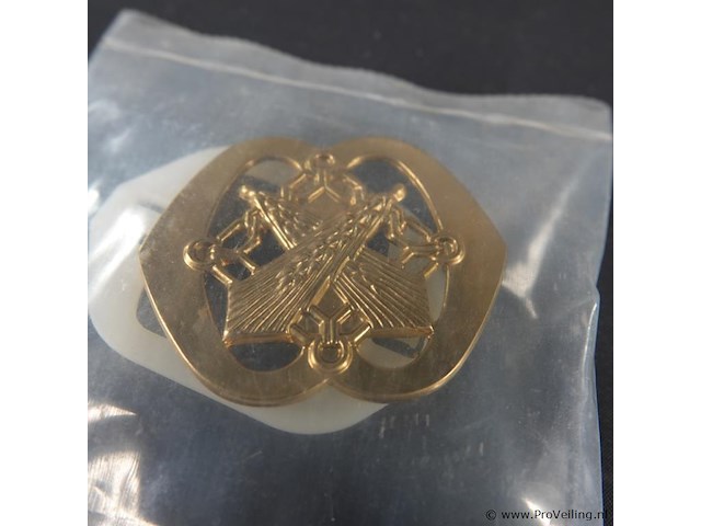 Baretembleem van de regiment intendancetroepen - afbeelding 1 van  5