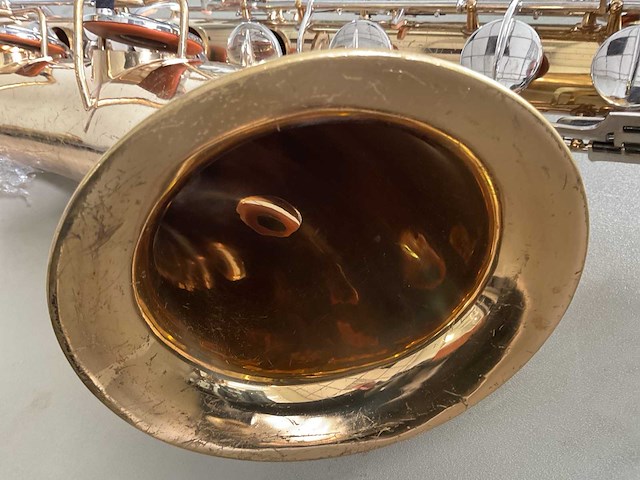 Baritonsaxofoon - afbeelding 6 van  7