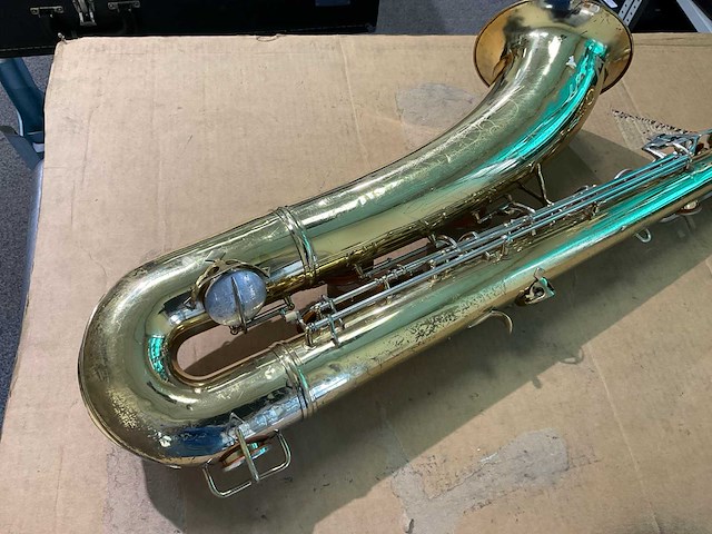 Baritonsaxofoon - afbeelding 3 van  4