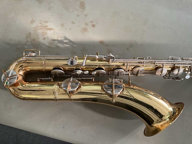 Baritonsaxofoon - afbeelding 2 van  5