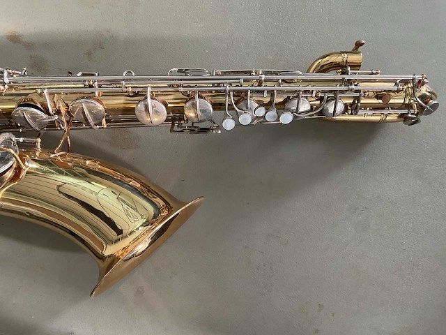 Baritonsaxofoon - afbeelding 3 van  5