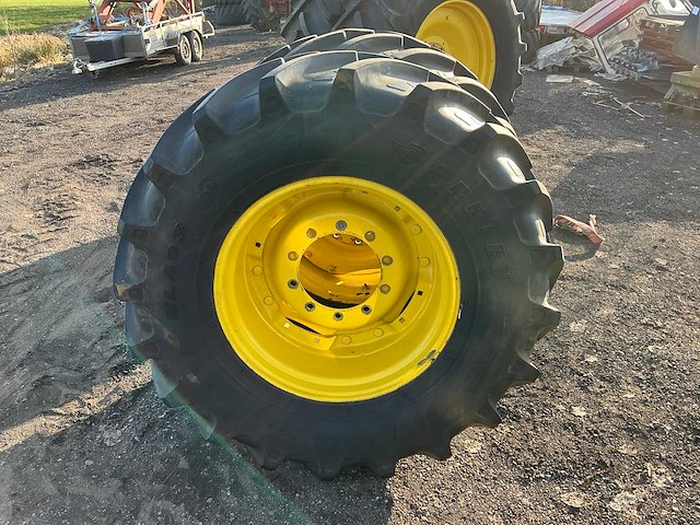 Barkley 540/65r28 band met velg (2x) - afbeelding 14 van  16