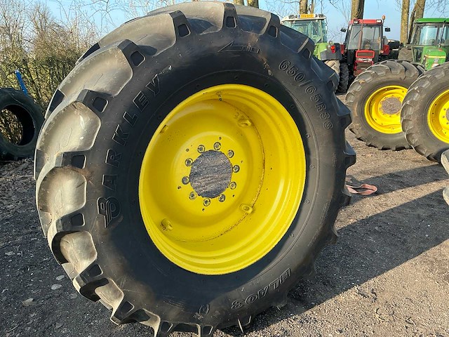 Barkley 650/65r38 band met velg (2x) - afbeelding 9 van  10