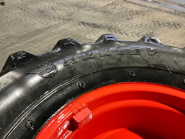 Barkley bla03 radial 540/65r24 banden met velg (2x) - afbeelding 9 van  13