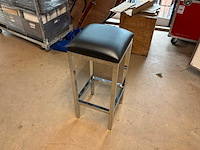 Barkruk met zwarte en witte zitting (99x) - afbeelding 3 van  7