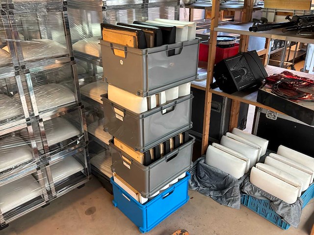 Barkruk met zwarte en witte zitting (99x) - afbeelding 6 van  7