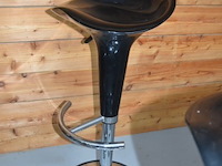 Barkrukken met tafel - afbeelding 2 van  4
