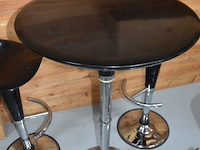 Barkrukken met tafel - afbeelding 3 van  4