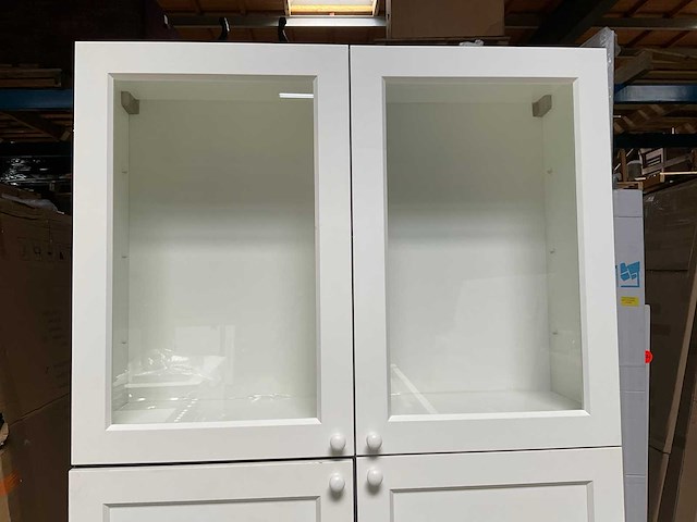 Barletti rechtopgestelde keuken met kastenwand composiet werkblad en smeg fornuis - afbeelding 6 van  14