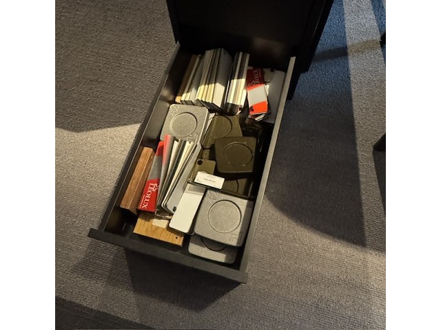 Barmeubel leolux, antraciet, 3-delig - afbeelding 6 van  9
