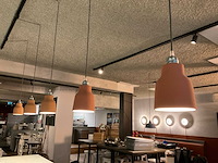 Barmeubel met hanglampen - afbeelding 2 van  12