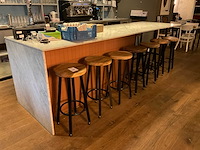 Barmeubel met hanglampen - afbeelding 6 van  12