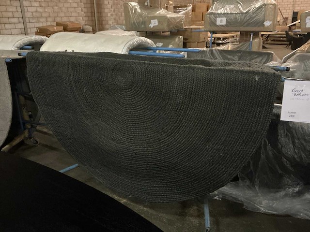 Barnet vloerkleed rond 190cm - afbeelding 1 van  3