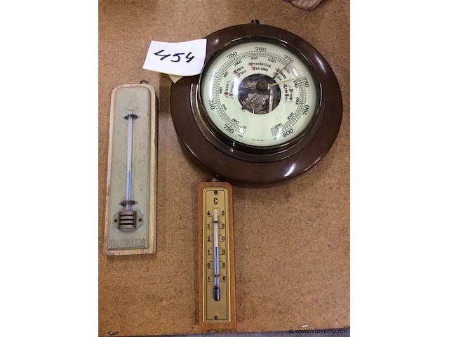 Barometer + - afbeelding 1 van  3