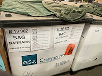 Barrack and waterproof bag (343x) - afbeelding 1 van  3