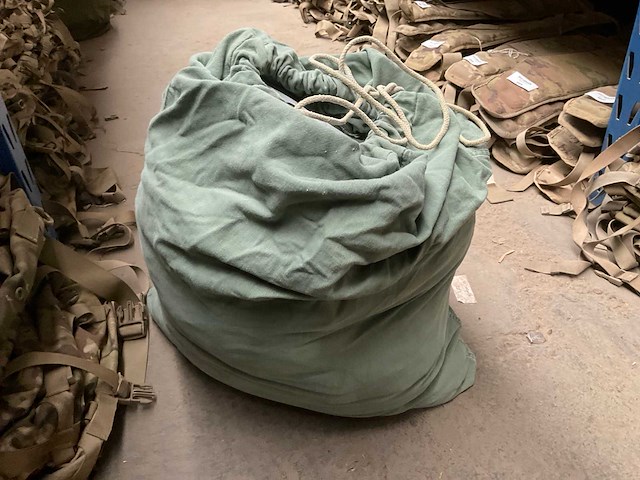 Barracks bag (20x) - afbeelding 2 van  3