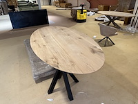 Bartafel, eiken, zwart metalen spinpoot - afbeelding 4 van  4