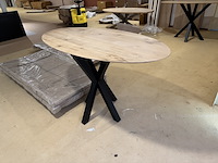 Bartafel, eiken, zwart metalen spinpoot - afbeelding 1 van  4