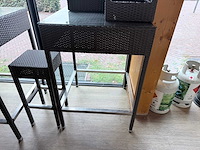 Bartafel met 3 krukken (2x) - afbeelding 3 van  5