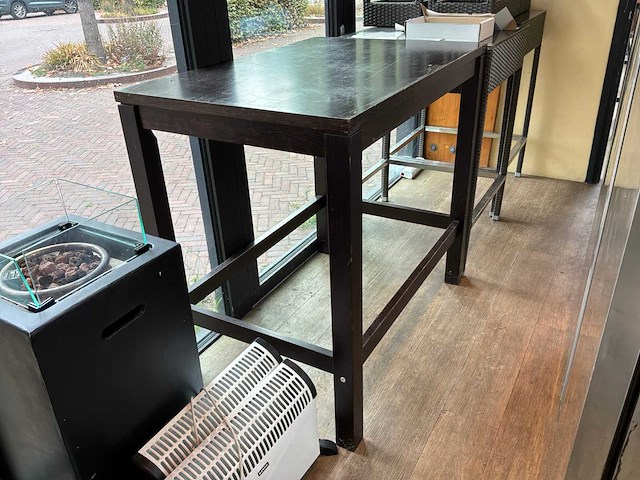 Bartafel met 3 krukken (2x) - afbeelding 5 van  5