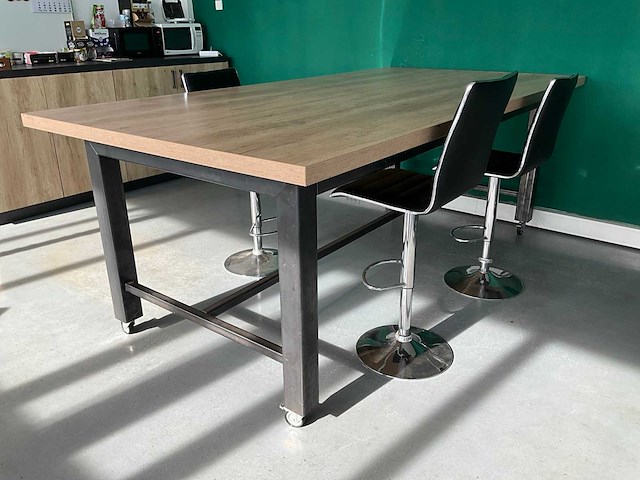 Bartafel met 3x barkruk - afbeelding 1 van  2