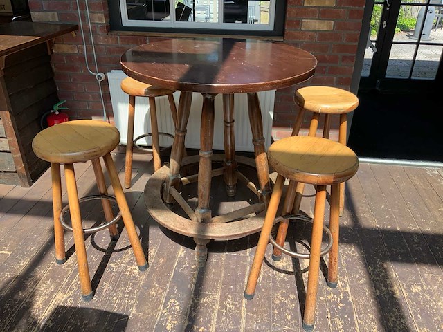 Bartafel met 4 barkrukken - afbeelding 3 van  9