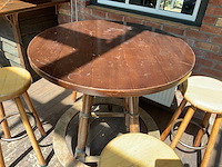 Bartafel met 4 barkrukken - afbeelding 7 van  9