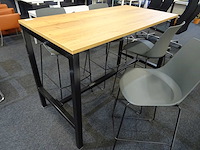Bartafel met 4 krukken - afbeelding 3 van  3