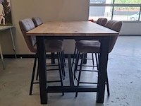 Bartafel met 4 krukken - afbeelding 2 van  7
